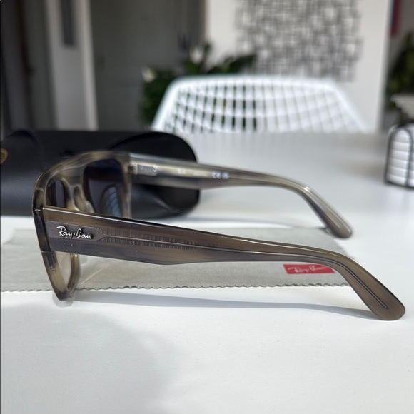 Ray-Ban Drifter Sunglasses - Picture 5 of 5